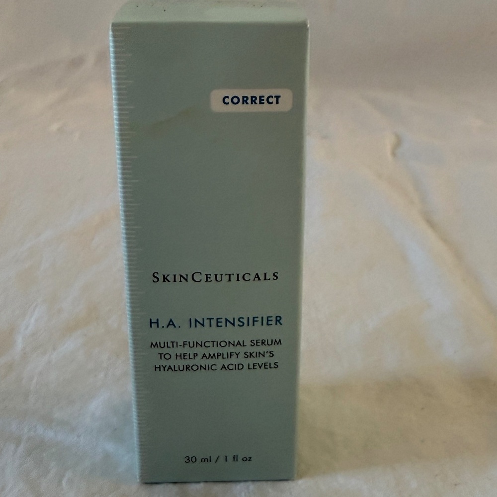 SkinCeuticals  H.A. (Hyaluronic Acid) Intensifier Multi-Glycan